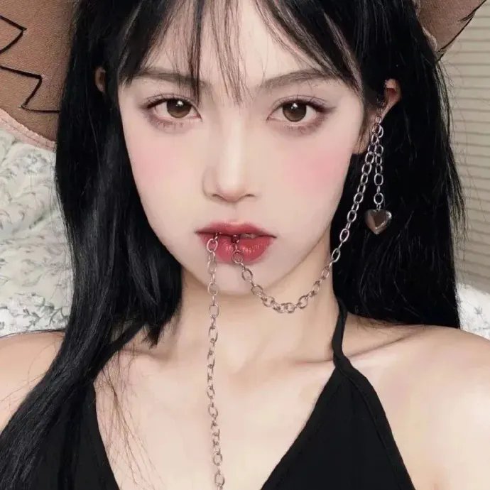 豪门新娘 封面